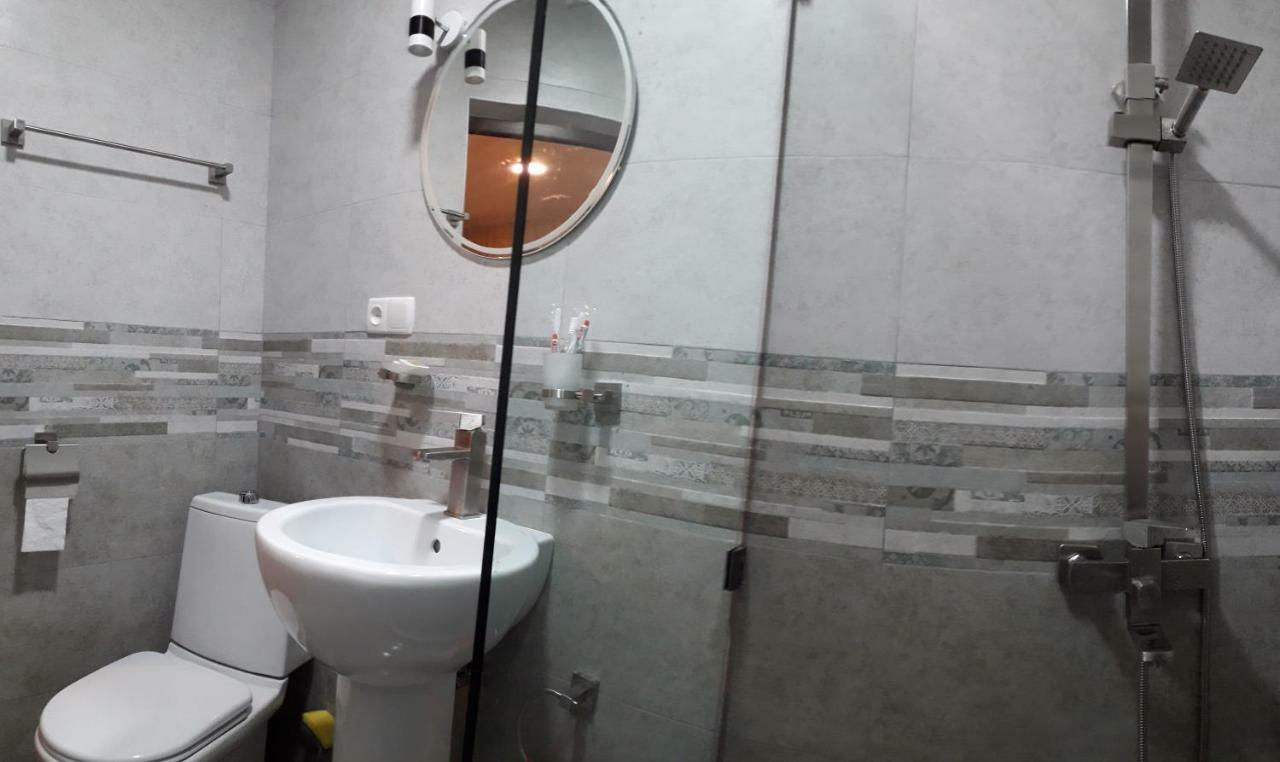 Apartment Borjomi, Erekle Street, 21A Kültér fotó